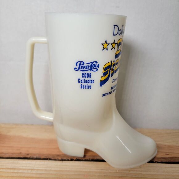 Dolly Parton's 2006 Dixie Stampede Plastic Boot Mug Souvenir - Picture 3 of 9